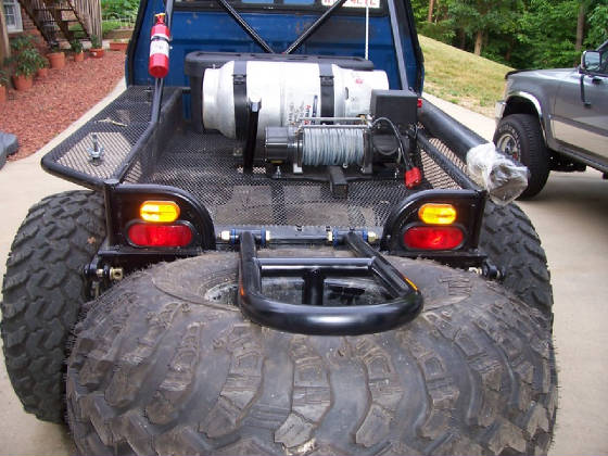 tirecarrier2.jpg